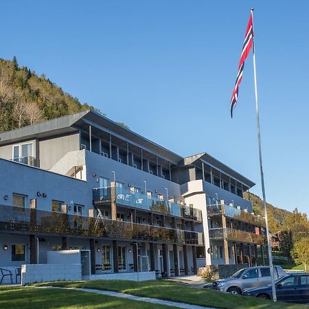 Oppheim Hotel & Resort Voss Екстер'єр фото